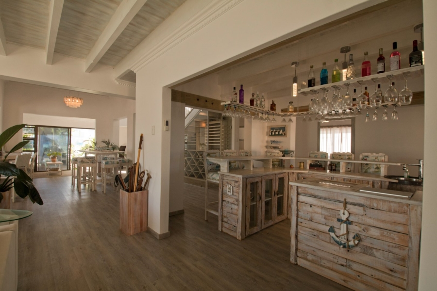 4 Bedroom Property for Sale in Outeniqua Strand Western Cape